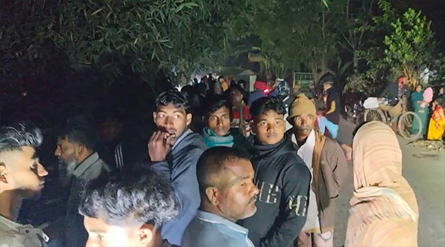 চুয়াডাঙ্গায় দুর্ঘটনায় গরু ব্যবসায়ী নিহত, আহত ৯