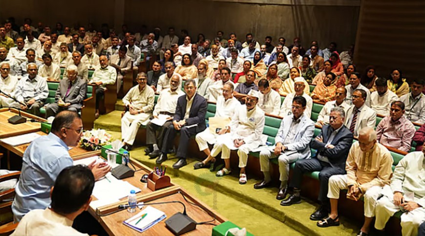 আইনশৃঙ্খলা নিয়ে সরকারি দলের কঠোর বার্তা