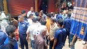 যশোরে দুই আবাসিক হোটেলে অভিযান, দুই নারী আট পুরুষ আটক
